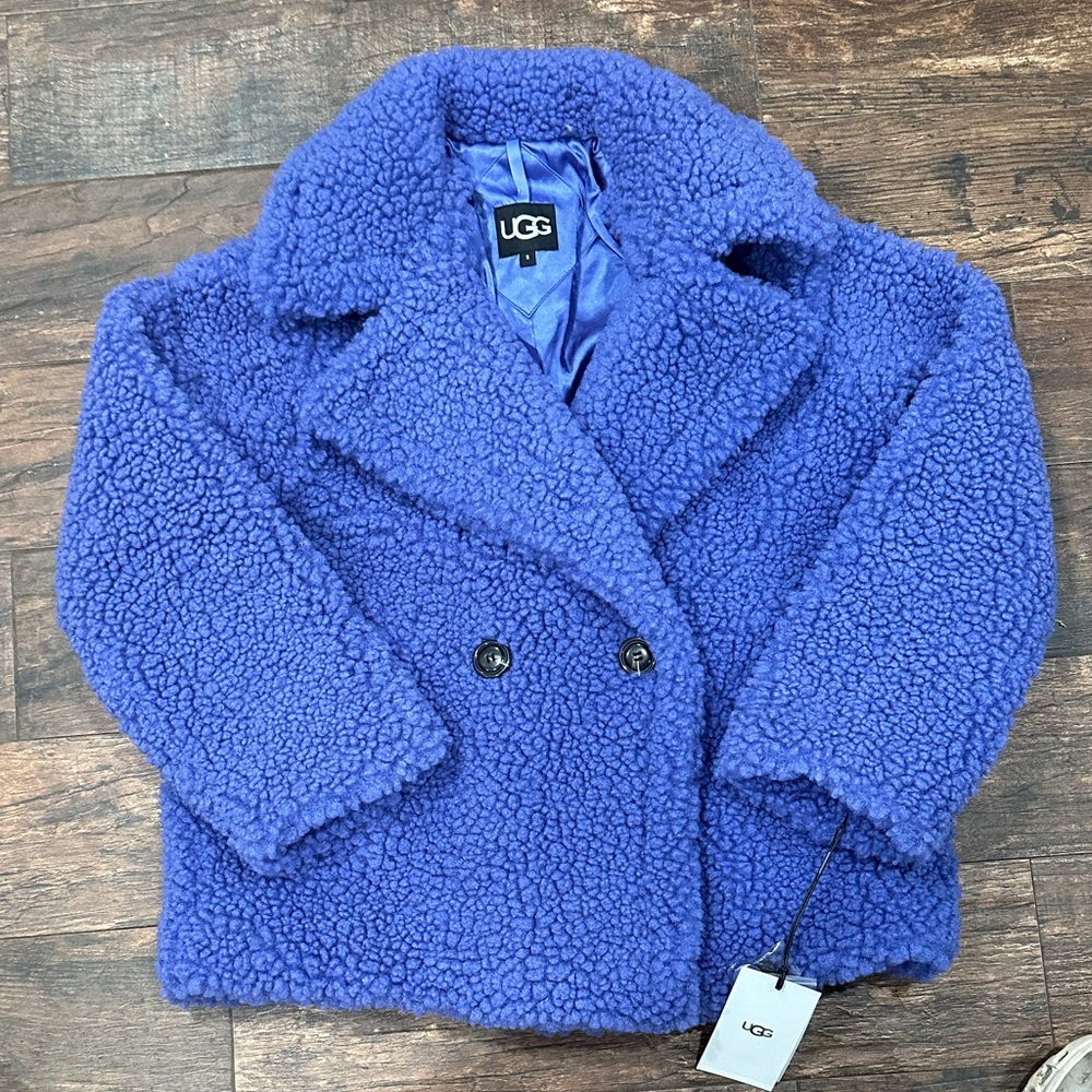 UGG Women's Gertrude Short Teddy Coat